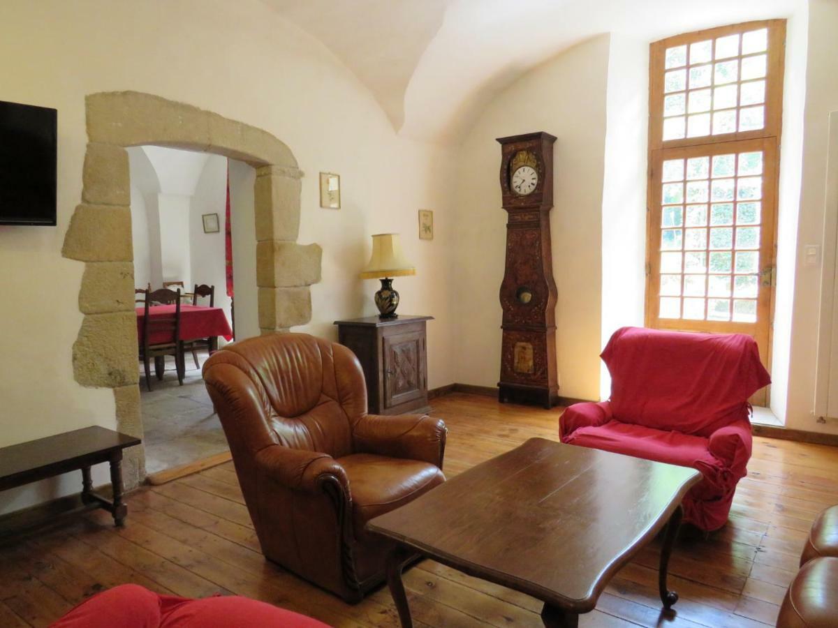 Le Presbytère De Montaigut *